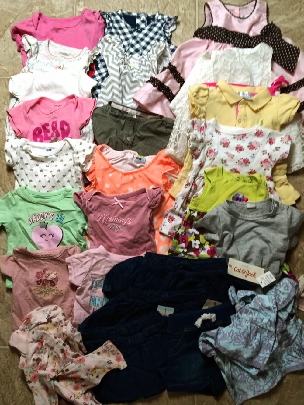 large bundle of girls clothes 0 to 6 months